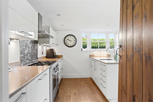 Photo 28- click for photo gallery